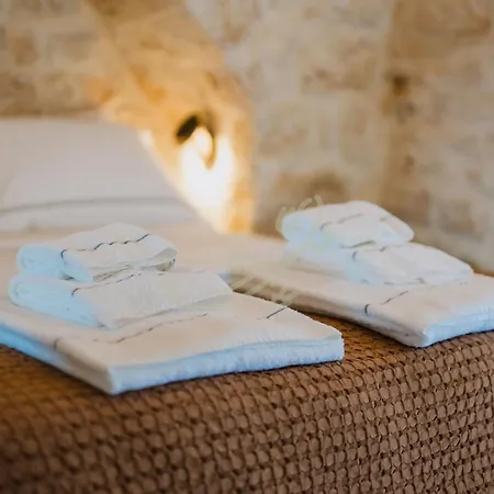 بيت للعطل Td Trullo Yume Whispering Olive Grove أوستوني